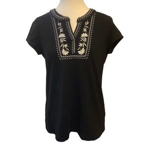 TALBOTS BLACK & WHITE EMBROIDERED DESIGN SHORT SLEEVE COTTON BLEND SHIRT/ Size S